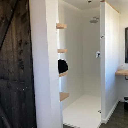 Dhoris بيت للعطل Ferrières