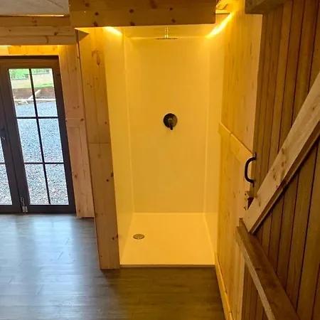 بيت للعطل Dhoris *